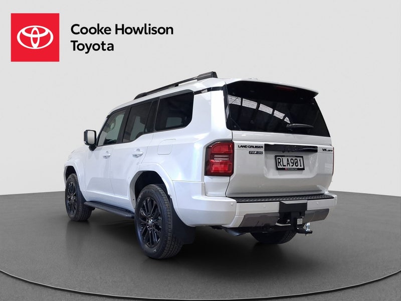 2025 Toyota Land Cruiser Prado VX Limited 2.8L... image 5