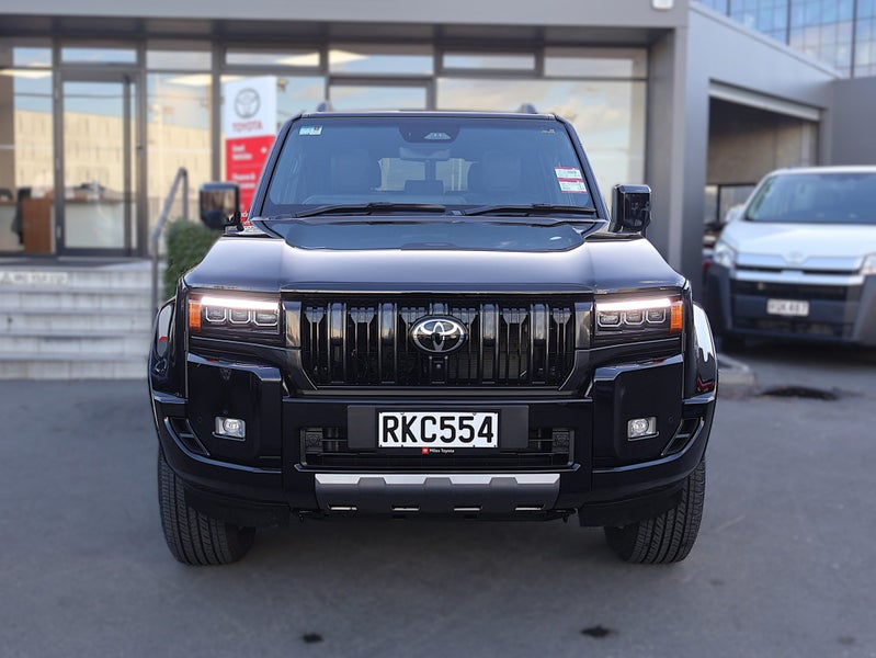 2025 Toyota Land Cruiser Prado VX LIMITED 4X4/4... image 2