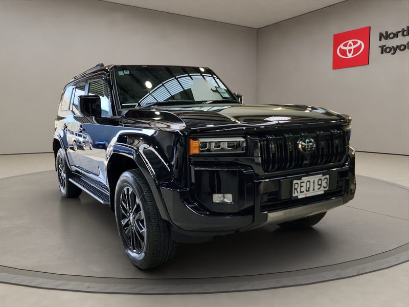 2025 Toyota Land Cruiser VX 2.8L Diesel Turbo H... image 1