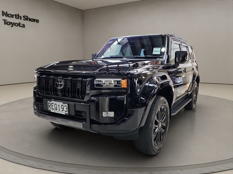 2025 Toyota Land Cruiser VX 2.8L Diesel Turbo H... image 3