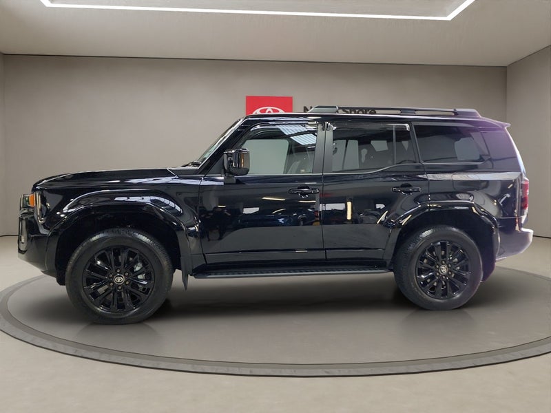 2025 Toyota Land Cruiser VX 2.8L Diesel Turbo H... image 4