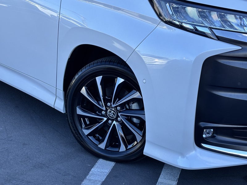 2025 Toyota Noah 1.8 Hybrid SZ 2WD Wagon 5 Dr C... image 5
