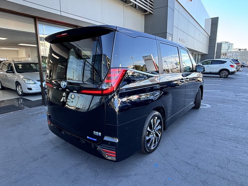 2025 Toyota Noah 1.8 Hybrid SZ 2WD Wagon 5 Dr C... image 3