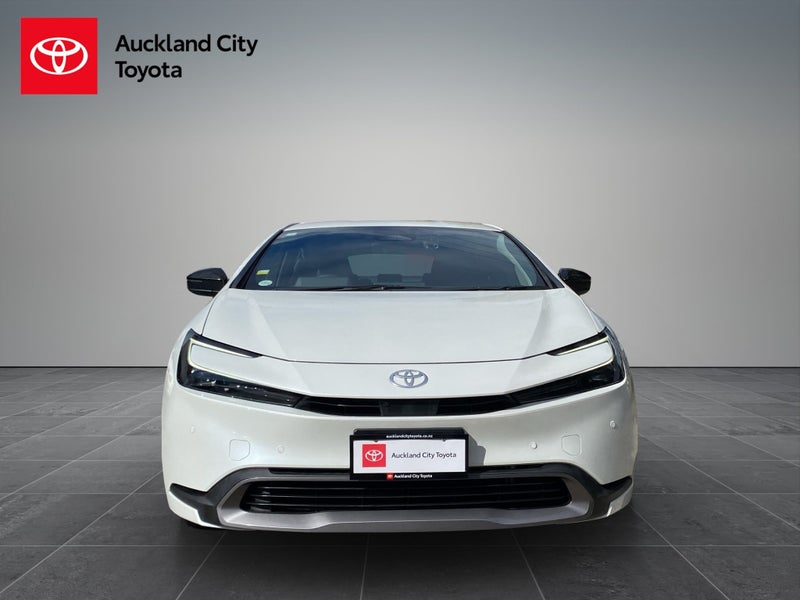 2025 Toyota Prius 1.8 Hybrid U Hatch 2WD 5 Dr CVT image 2