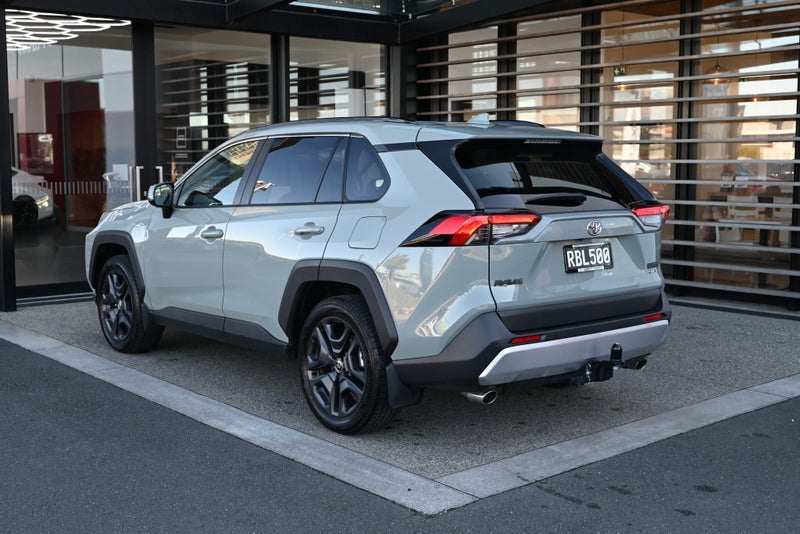 2025 Toyota RAV4 Adventure 2.5 Petrol Hybrid AW... image 2