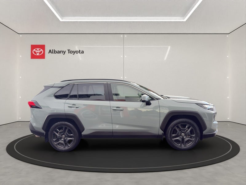2025 Toyota RAV4 Adventure 2.5P HEV ECVT AWD SU... image 2