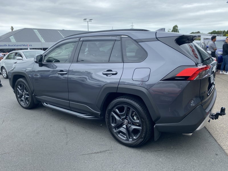 2025 Toyota RAV4 Adventure 2.5P HEV ECVT AWD SU... image 4