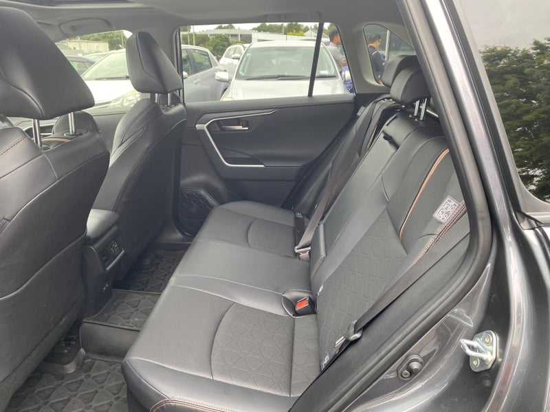 2025 Toyota RAV4 Adventure 2.5P HEV ECVT AWD SU... image 5