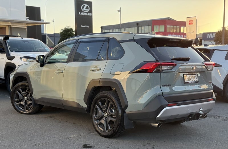 2025 Toyota RAV4 Adventure 2.5Ph/4Wd image 2
