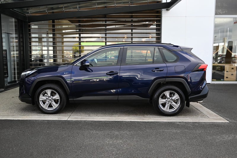 2025 Toyota RAV4 GX 2.5 Petrol Hybrid AWD SUV image 3