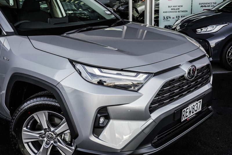 2025 Toyota RAV4 GX 2.5L AWD HYBRID image 5
