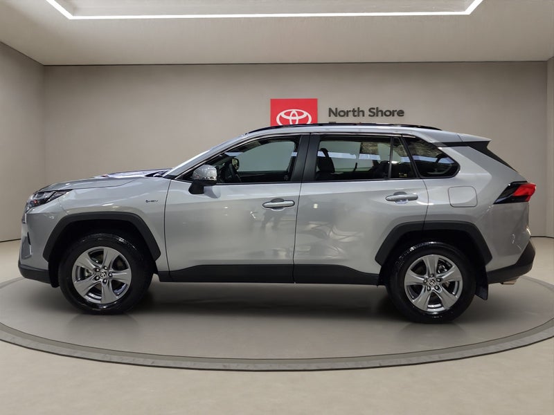 2025 Toyota RAV4 GX 2.5L Hybrid image 4