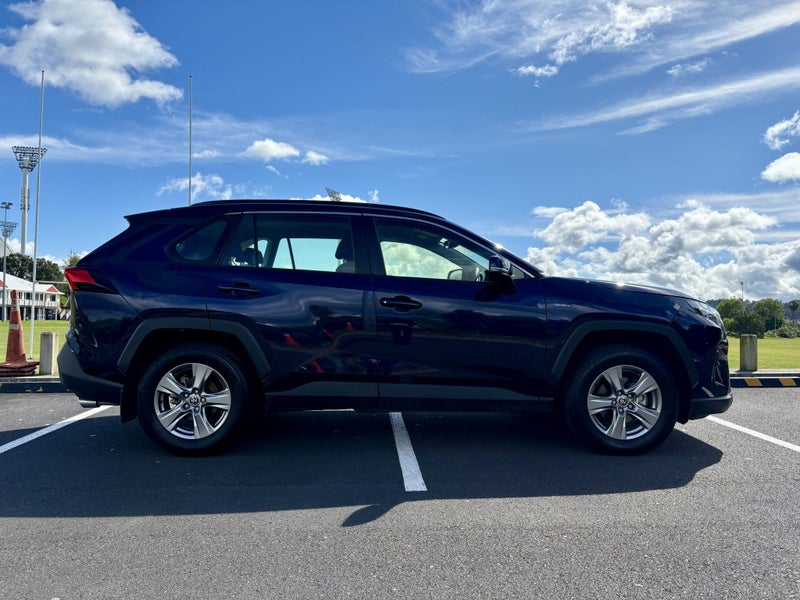 2025 Toyota RAV4 GX 2.5L Petrol HYBRID AWD SUV image 5