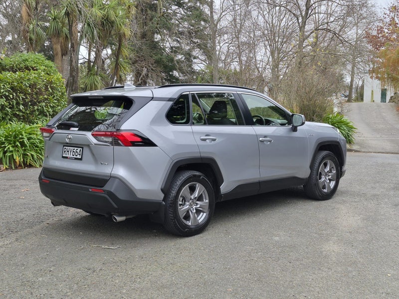 2025 Toyota RAV4 GX 2.5P HV ECVT AWD (AHAX-TI8) image 3