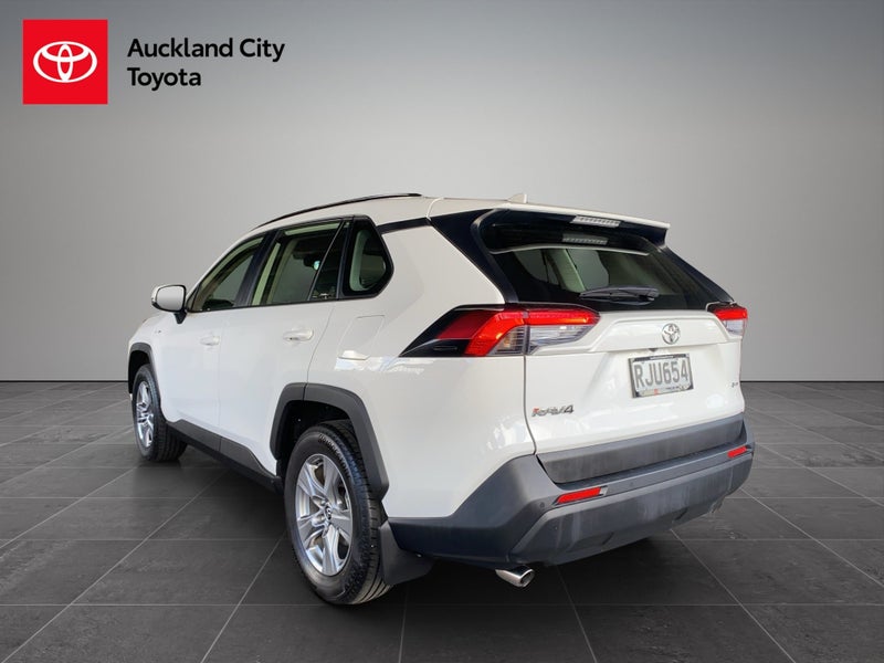 2025 Toyota RAV4 GX 2.5P HV ECVT AWD SUV image 5