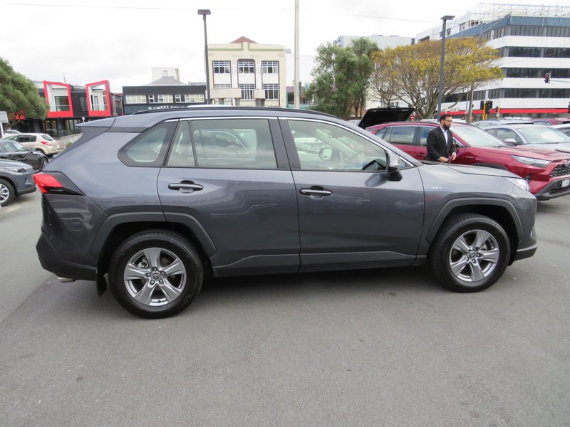 2025 Toyota RAV4 GX 2.5P HV ECVT AWD SUV image 3