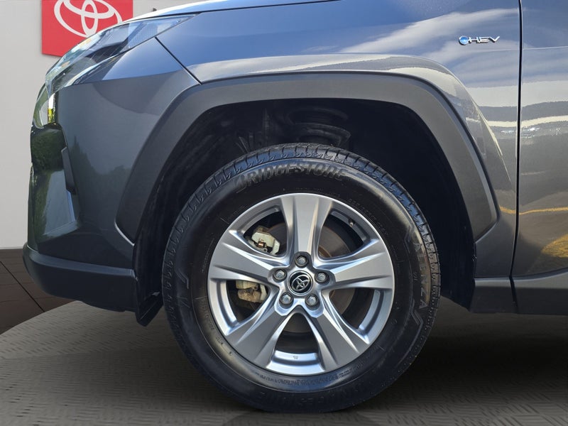 2025 Toyota RAV4 GX 2.5P HV ECVT AWD SUV/5D/5S... image 4