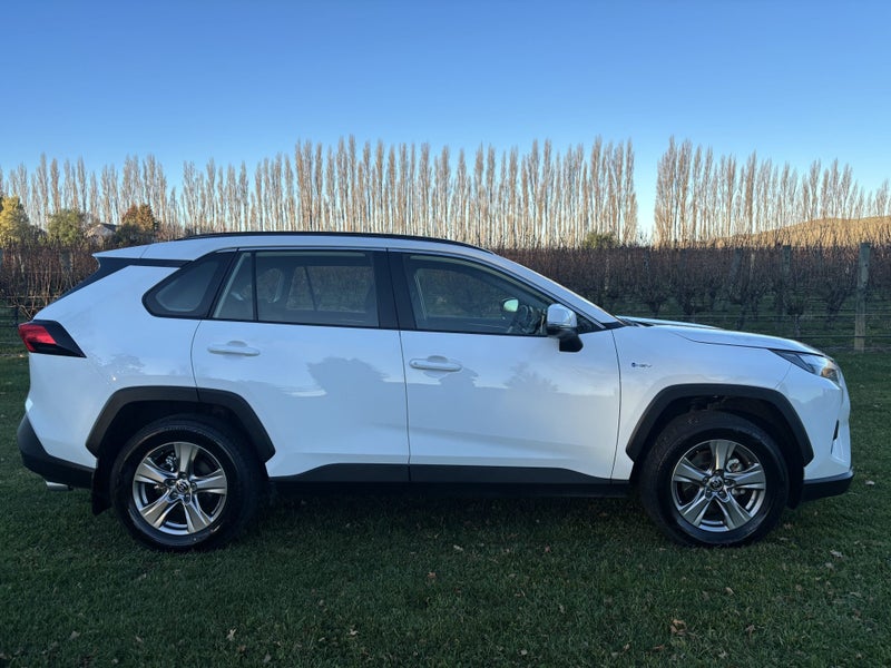 2025 Toyota RAV4 GX 2.5P HV ECVT AWD SUV/5D/5S image 3