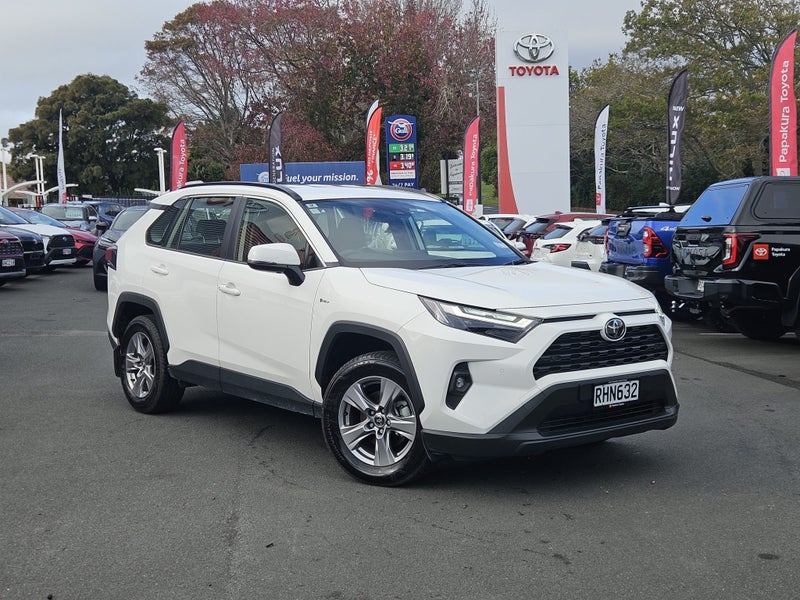 2025 Toyota RAV4 GX 2.5P HYBRID AWD image 5