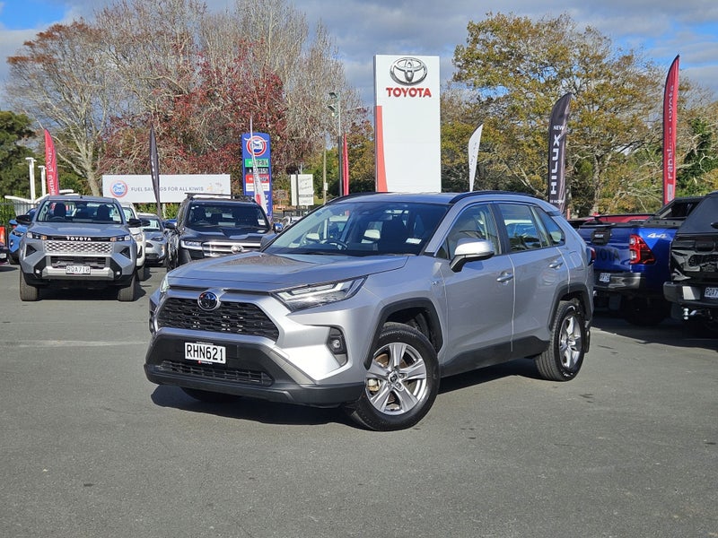2025 Toyota RAV4 GX 2.5P HYBRID AWD image 2