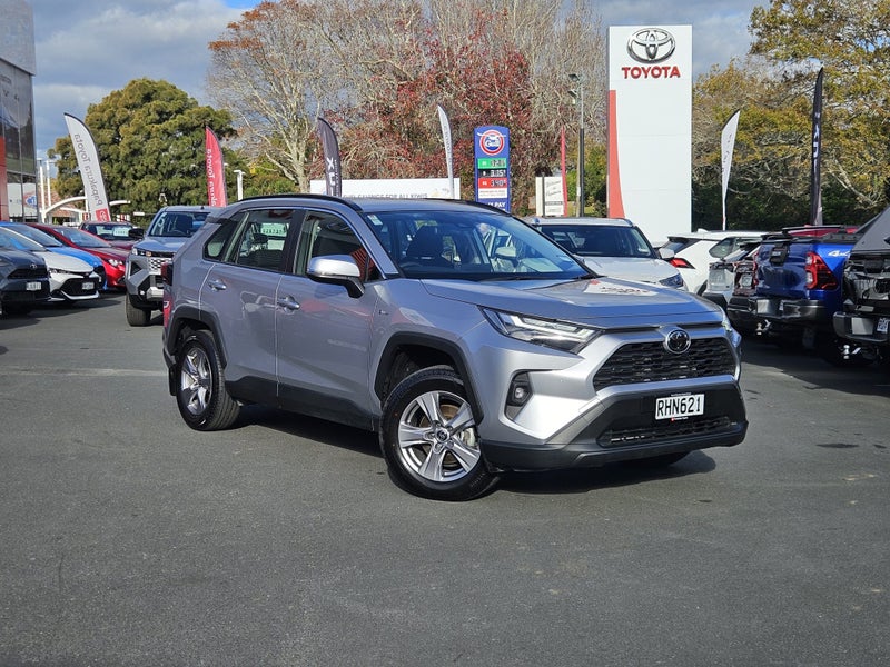 2025 Toyota RAV4 GX 2.5P HYBRID AWD image 5