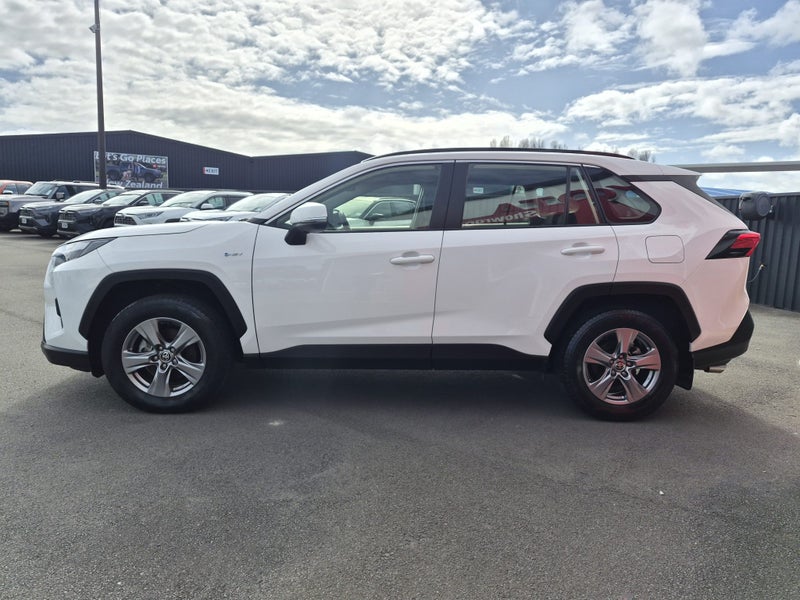2025 Toyota RAV4 GX 2.5P Hybrid AWD Automatic SUV image 5