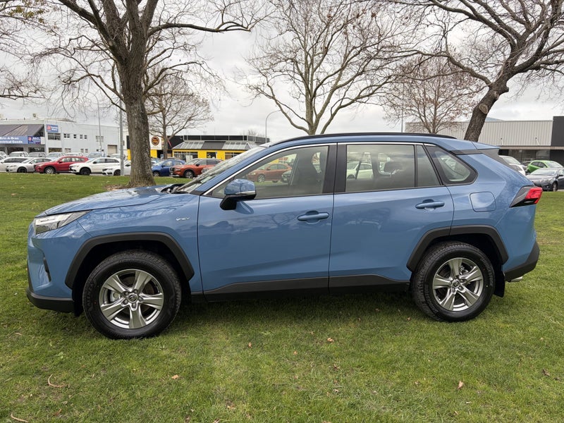 2025 Toyota RAV4 GX 2.5P Hybrid AWD Automatic SUV image 5