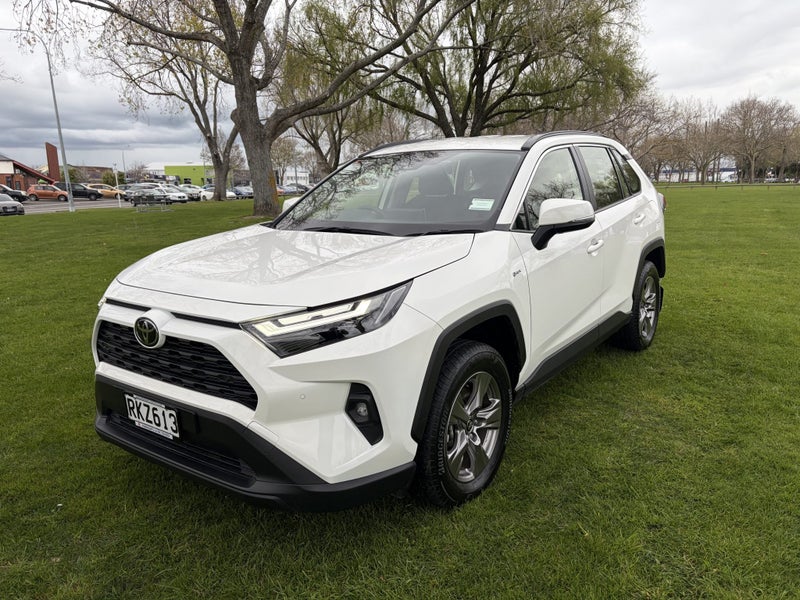 2025 Toyota RAV4 GX 2.5P Hybrid AWD Automatic SUV image 3