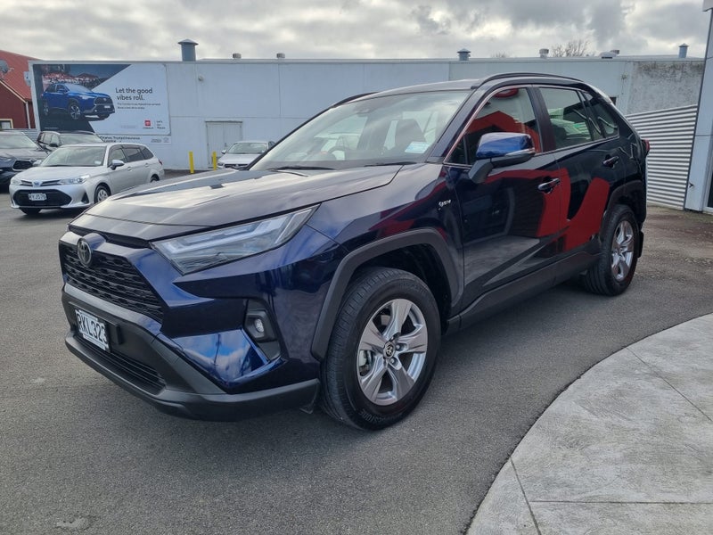 2025 Toyota RAV4 GX 2.5P Hybrid AWD Automatic SUV image 3