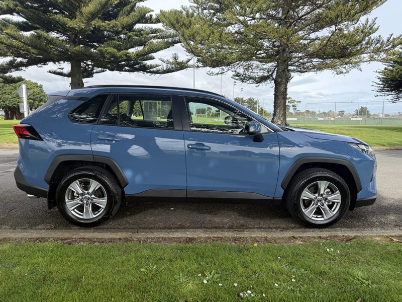 2025 Toyota RAV4 GX 2.5P Hybrid AWD Automatic SUV image 2