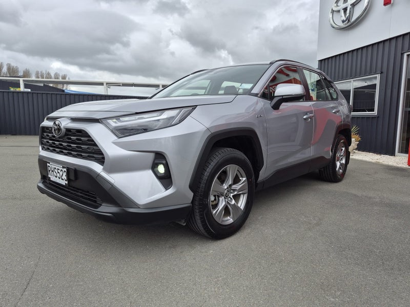 2025 Toyota RAV4 GX 2.5P Hybrid AWD Automatic SUV image 4