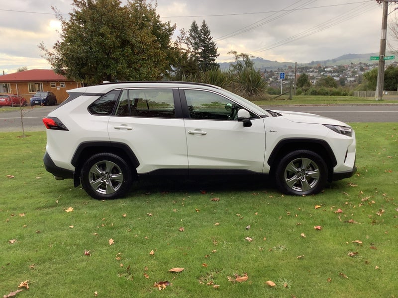 2025 Toyota RAV4 GX 2.5P Hybrid Electric Vehicl... image 4