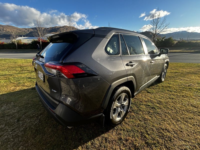 2025 Toyota RAV4 GX Hybrid AWD image 3