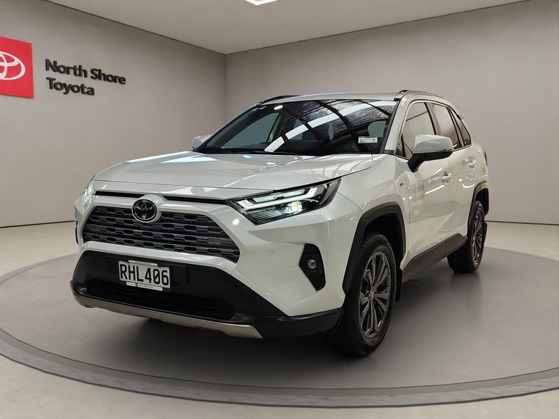 2025 Toyota RAV4 GXL 2.5L Hybrid AWD SUV image 3