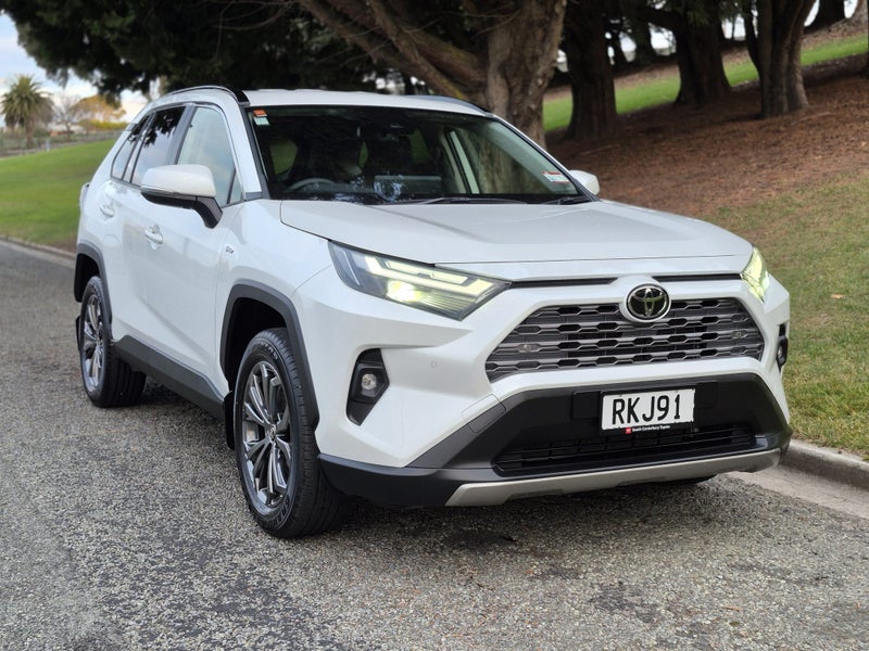 2025 Toyota RAV4 GXL 2.5P HV ECVT AWD SUV/5D/5S image 2