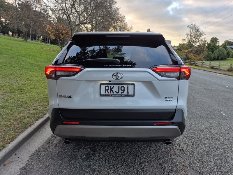 2025 Toyota RAV4 GXL 2.5P HV ECVT AWD SUV/5D/5S image 5