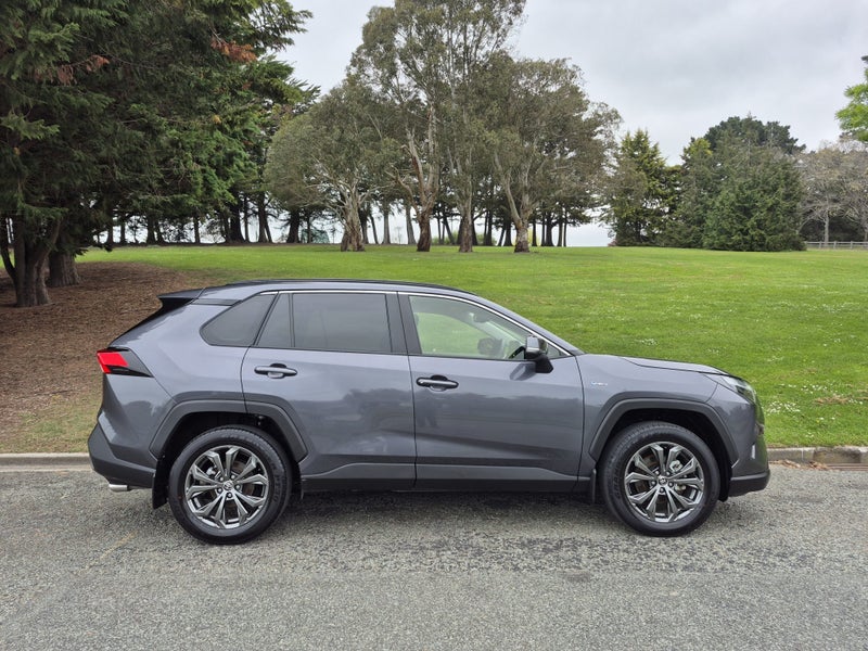 2025 Toyota RAV4 GXL 2.5P HV ECVT AWD SUV/5D/5S image 5