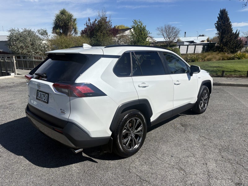 2025 Toyota RAV4 GXL 2.5P HV ECVT AWD SUV/5D/5S image 5
