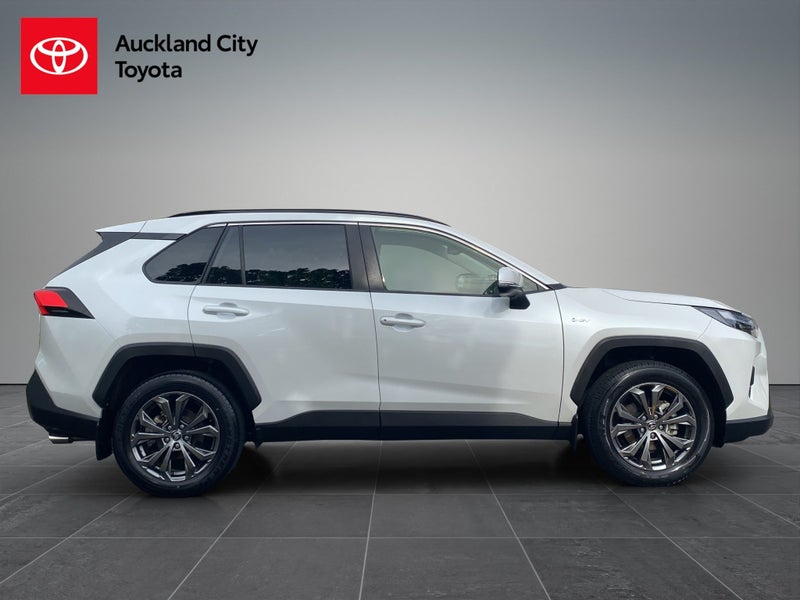 2025 Toyota RAV4 GXL 2.5P HV ECVT AWD SUV/5D/5S... image 2
