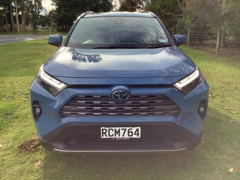 2025 Toyota RAV4 GXL 2.5P HV ECVT AWD SUV/5D/5S... image 3