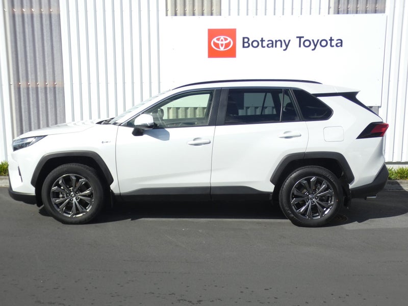 2025 Toyota RAV4 GXL 2.5P HV ECVT AWD SUV/5D/5S image 4