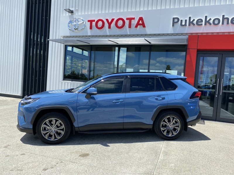 2025 Toyota RAV4 GXL 2.5P HV ECVT AWD SUV image 2