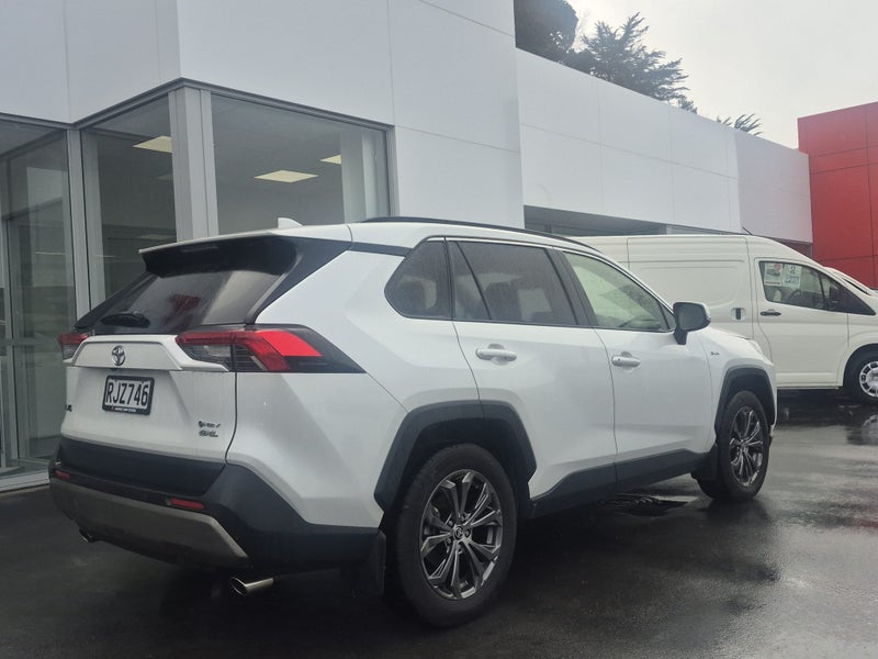 2025 Toyota RAV4 GXL 2.5P HYBRID Auto image 3