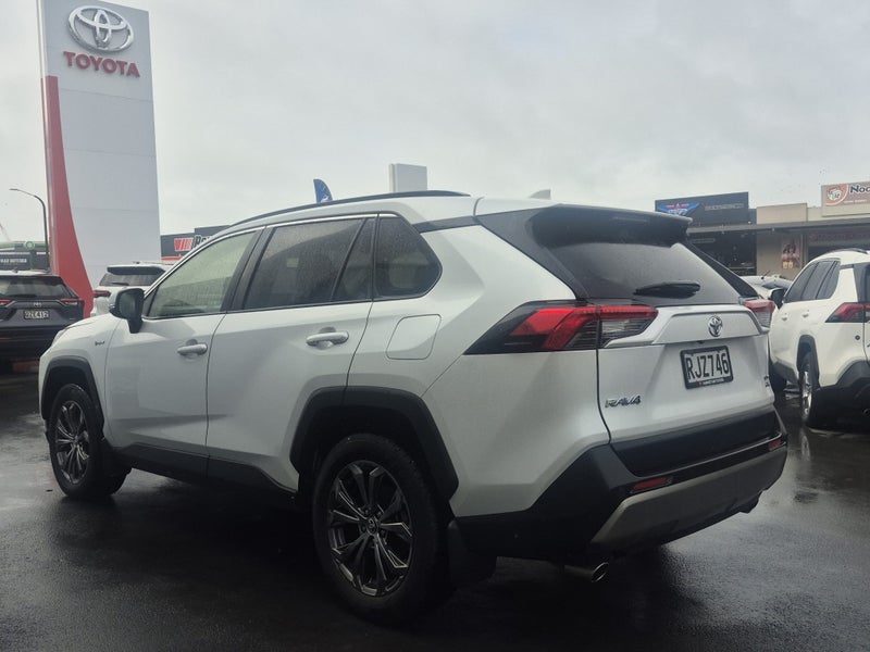 2025 Toyota RAV4 GXL 2.5P HYBRID Auto image 5