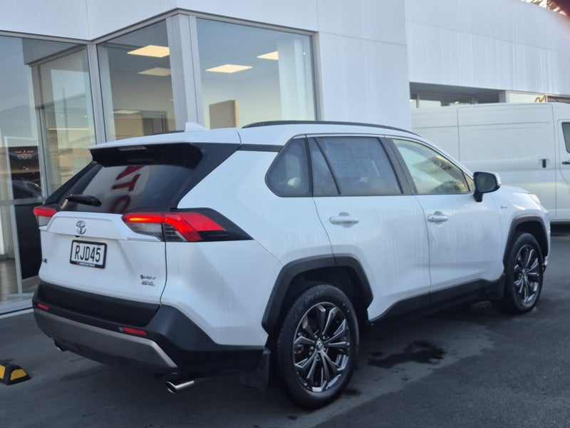 2025 Toyota RAV4 GXL 2.5P HYBRID AWD image 3