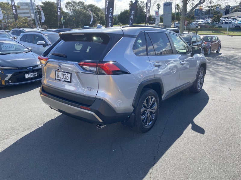 2025 Toyota RAV4 GXL 2.5P Hybrid AWD image 2