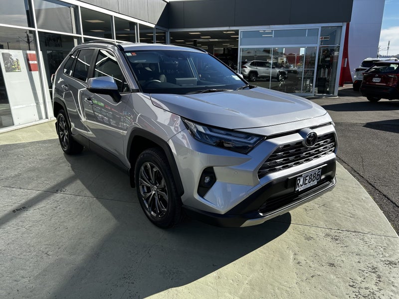 2025 Toyota RAV4 GXL 2.5P Hybrid AWD Automatic SUV image 3