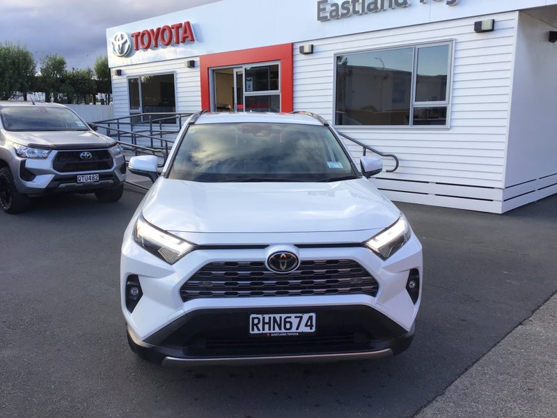 2025 Toyota RAV4 GXL 2.5P Hybrid AWD SUV image 2
