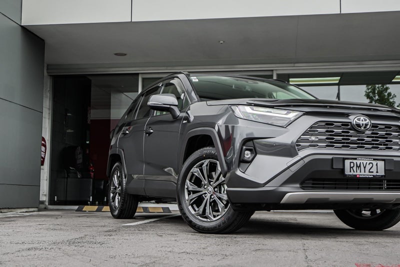 2025 Toyota RAV4 GXL 2.5P Hybrid AWD SUV/5D/5S image 4