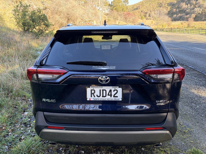 2025 Toyota RAV4 GXL Hybrid image 5